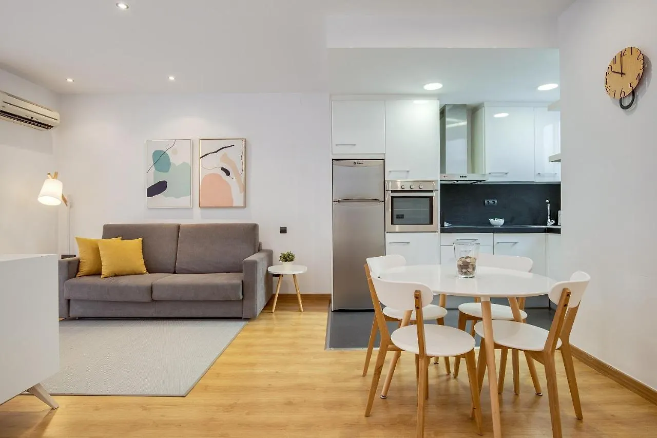 Feelathome Center Apartments Barcelona