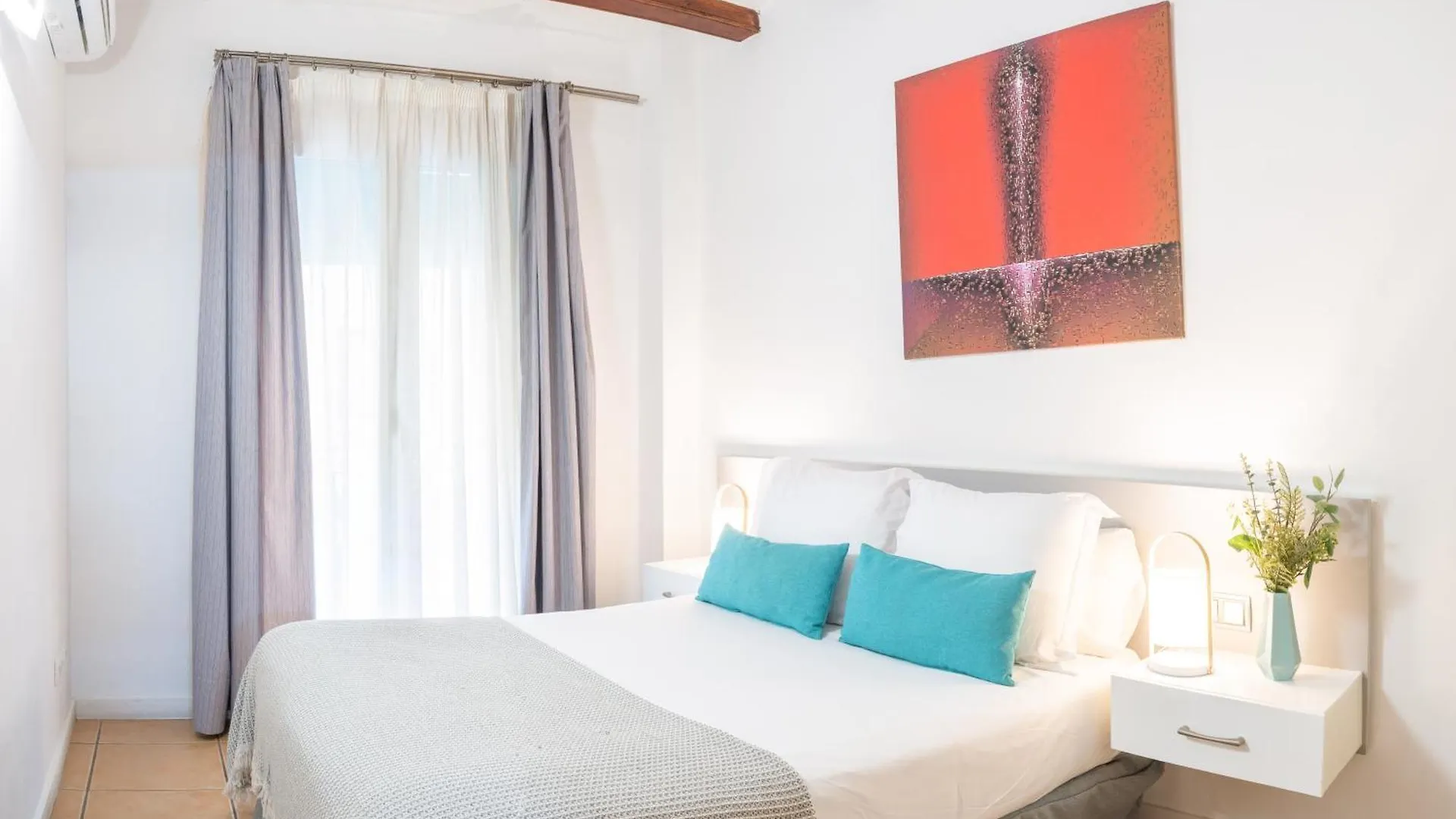 Feelathome Center Apartments Barcelona Espanha