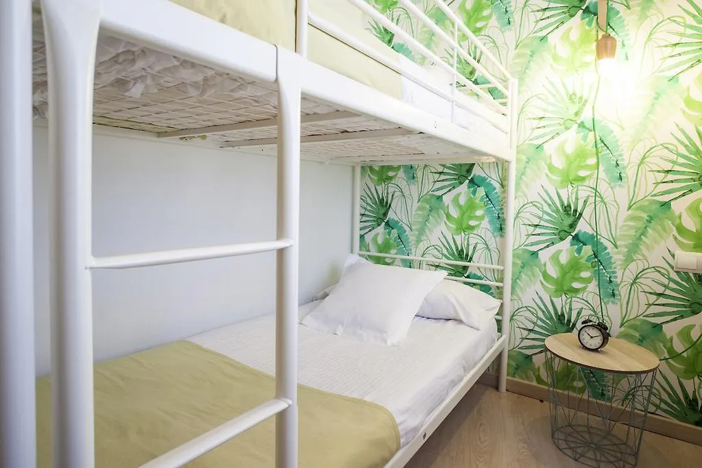 Feelathome Center Apartments Barcelona Espanha