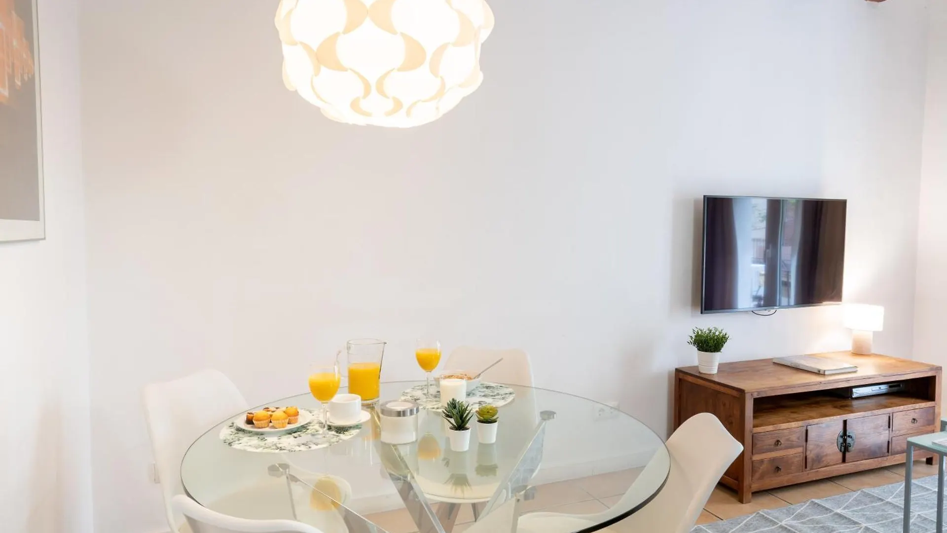 Feelathome Center Apartments Barcellona Spagna